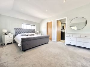 Photo 19- click for photo gallery